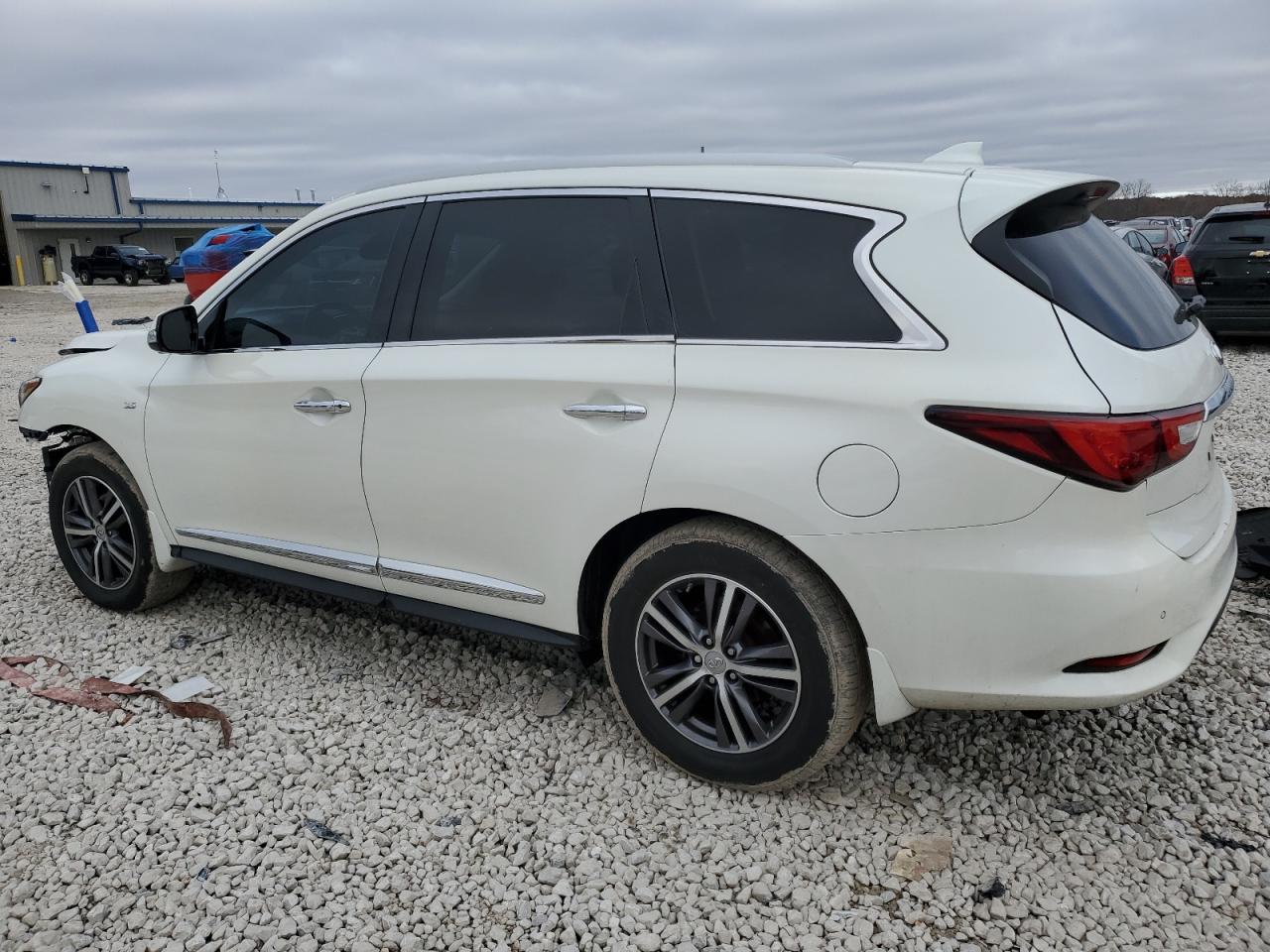 Image 2 of 2016 INFINITI QX60  2016 with VIN 5N1AL0MM6GC506025