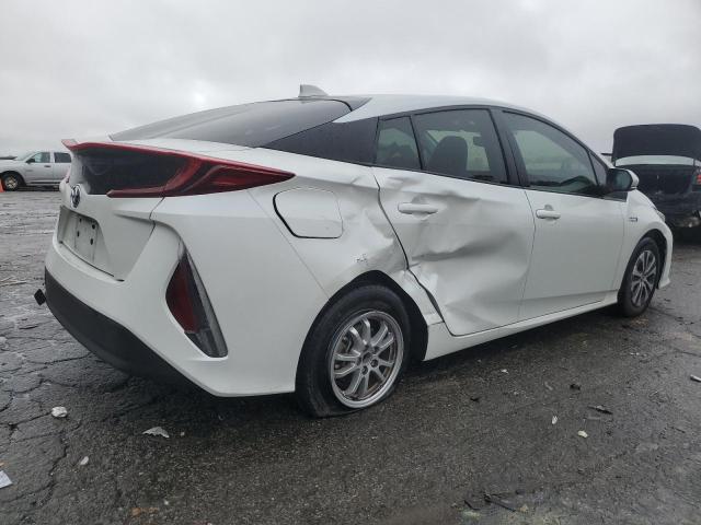 Изображение 3 2022 TOYOTA PRIUS PRIME LE 2022 с VIN JTDKAMFP6N3205135