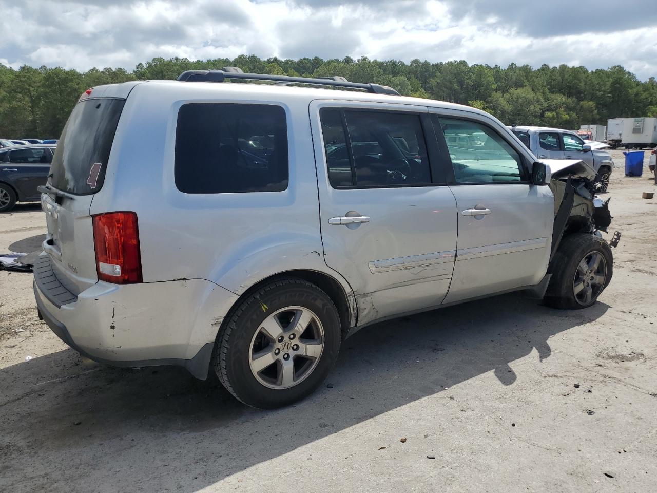 Image 3 of 2010 HONDA PILOT EXL 2010 with VIN 5FNYF3H51AB016956