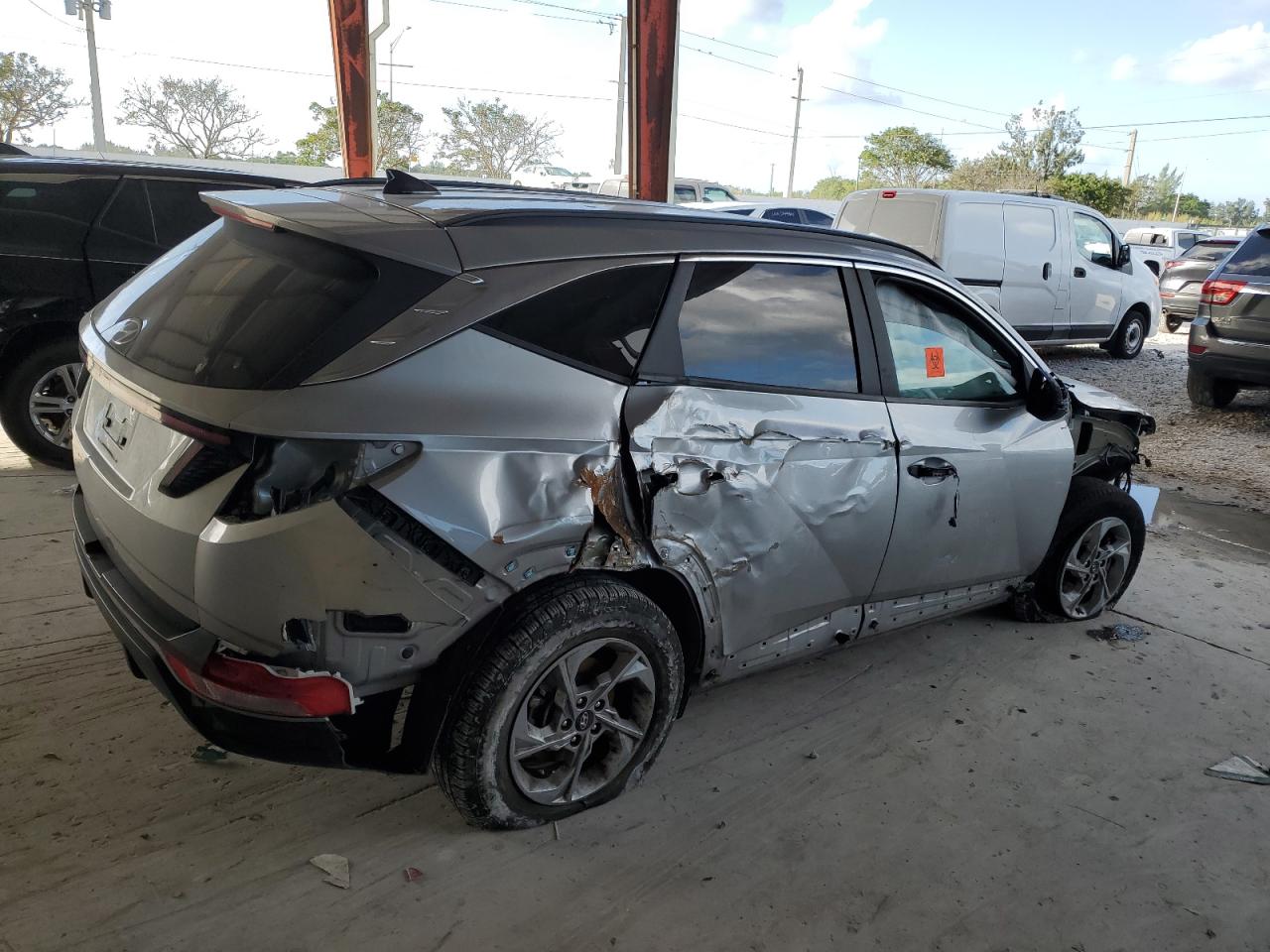 Obraz 3 z 2022 HYUNDAI TUCSON SEL 2022 z VIN 5NMJB3AE8NH021874