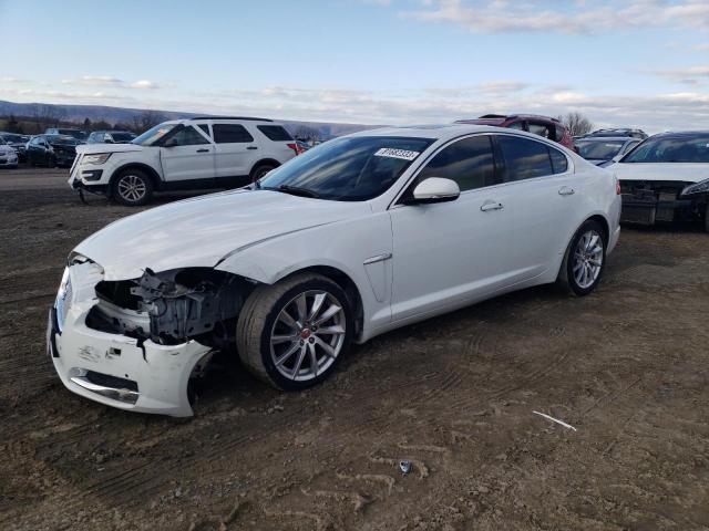 Obraz 1 z 2015 JAGUAR XF 2.0T PREMIUM 2015 z VIN SAJWA0FS1FPU39113