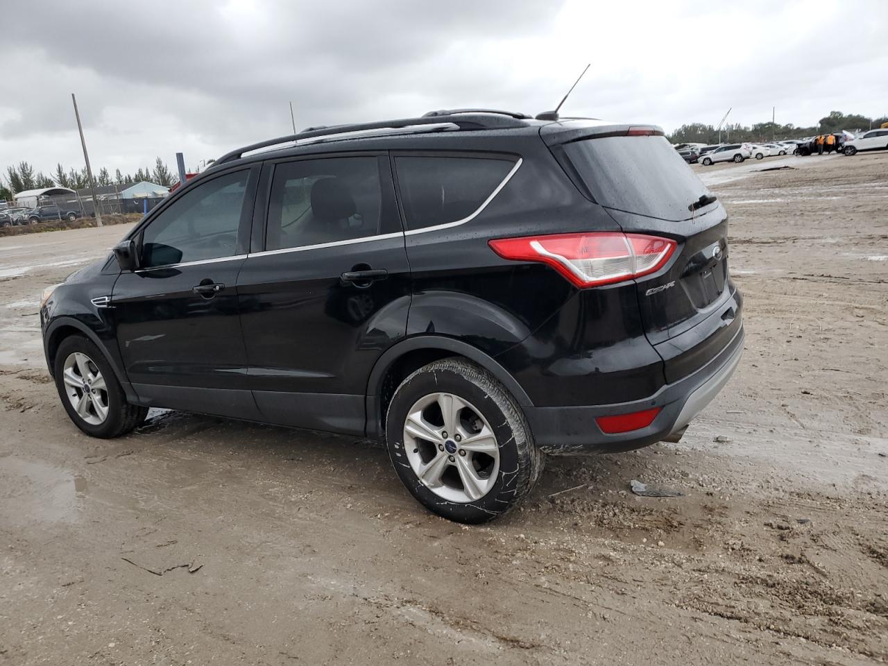Obraz 2 z 2016 FORD ESCAPE SE 2016 z VIN 1FMCU0GX4GUA60818