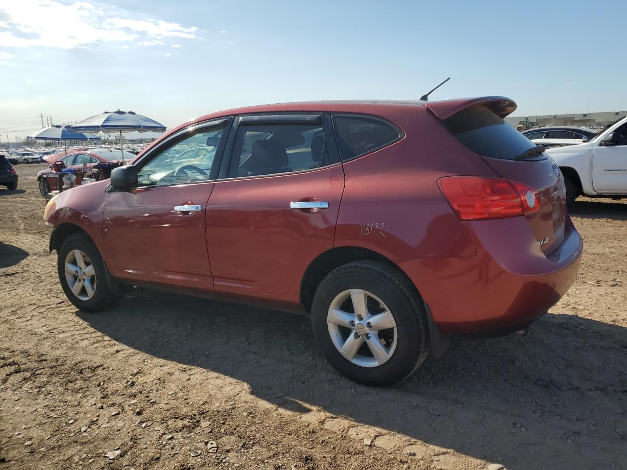 Image 2 of 2010 NISSAN ROGUE S 2010 with VIN JN8AS5MV6AW132930