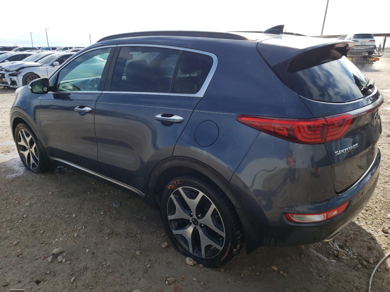 Image 2 of 2018 KIA SPORTAGE SX 2018 with VIN KNDPR3A61J7358757