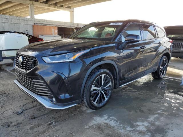 Изображение 2021 TOYOTA HIGHLANDER XSE 2021