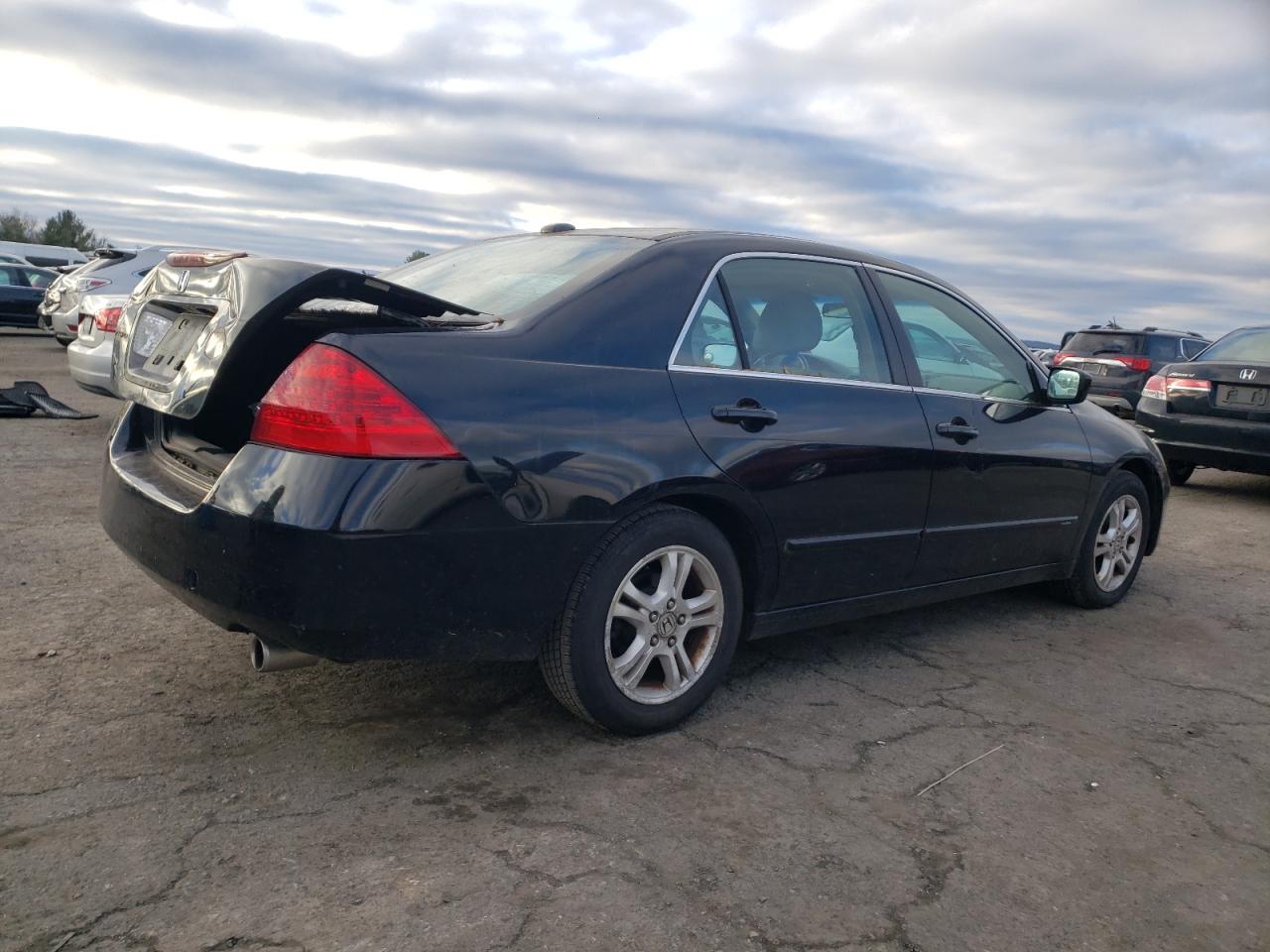 Obraz 3 z 2007 HONDA ACCORD EX 2007 z VIN 1HGCM56867A138367