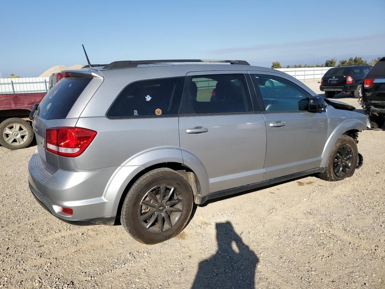 Image 3 of 2019 DODGE JOURNEY SE 2019 with VIN 3C4PDCBB2KT774114