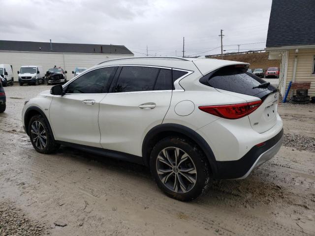 Изображение 2 2018 INFINITI QX30 BASE 2018 с VIN SJKCH5CR6JA047992
