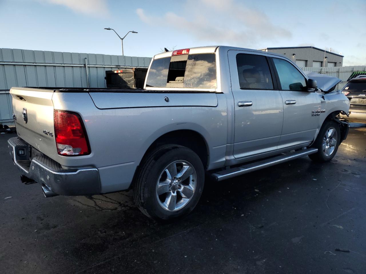 Image 3 of 2018 RAM 1500 SLT 2018 with VIN 1C6RR7LT0JS156385