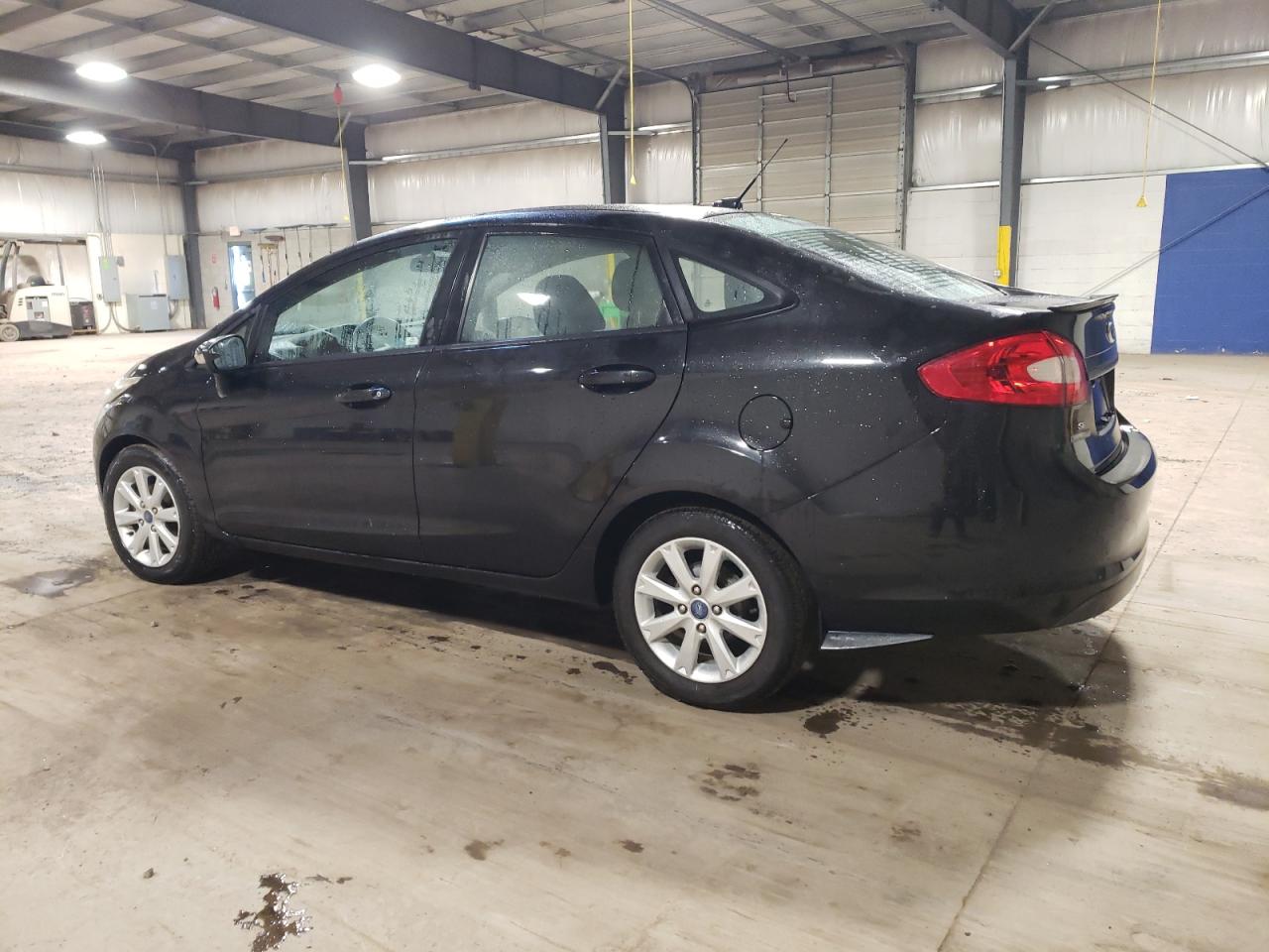 Image 2 of 2013 FORD FIESTA SE 2013 with VIN 3FADP4BJ1DM107044