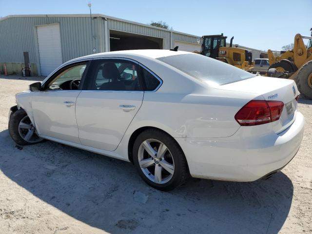 Image 2 of 2013 VOLKSWAGEN PASSAT SE 2013 with VIN 1VWBP7A30DC124504