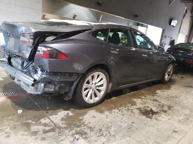 Obraz 3 z 2017 TESLA MODEL S  2017 z VIN 5YJSA1E2XHF229563