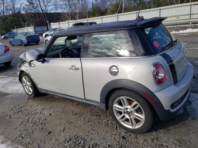 Image 2 of 2011 MINI COOPER S 2011 with VIN WMWSV3C5XBTY11032