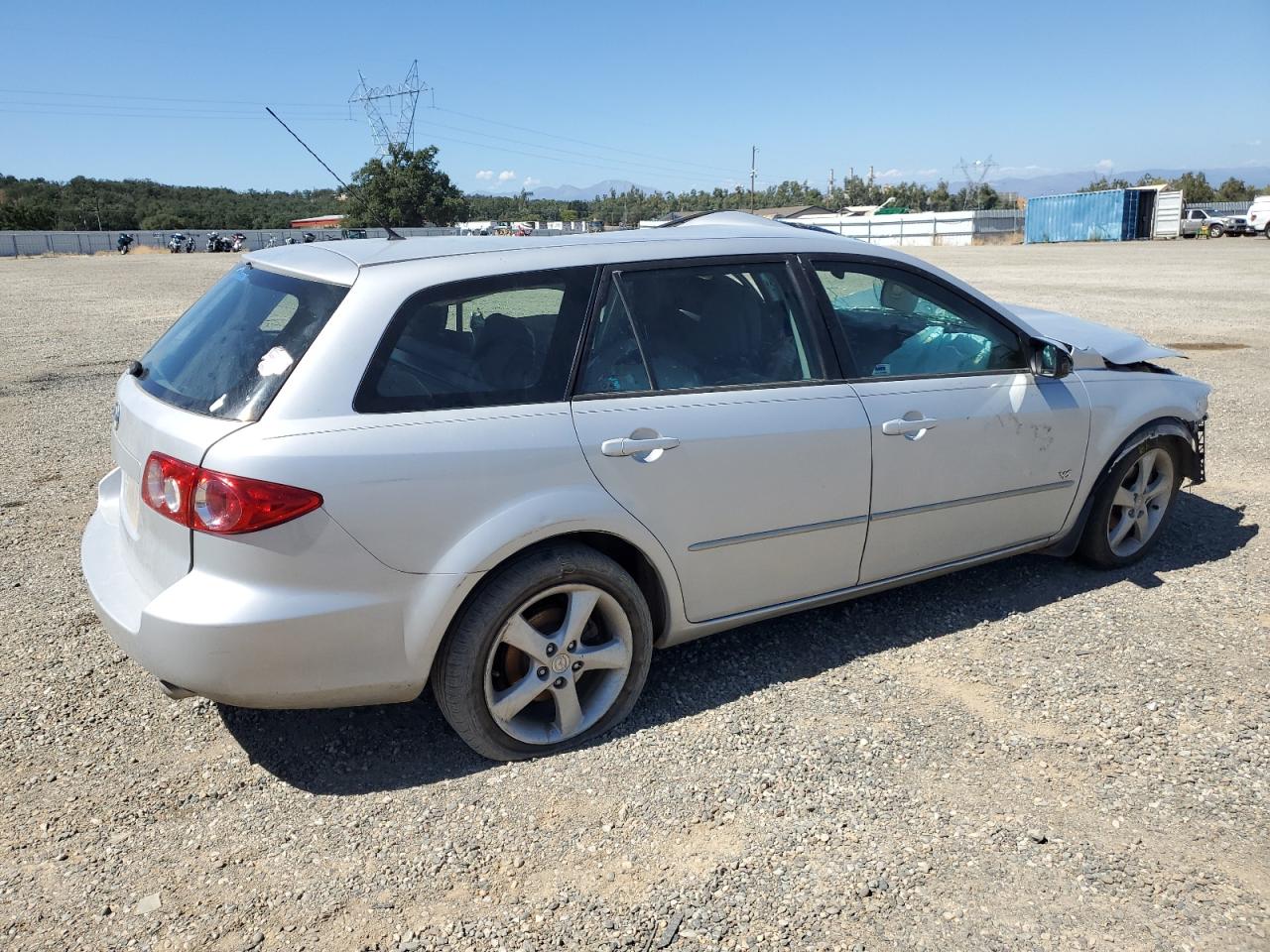 Image 3 of 2004 MAZDA 6 S 2004 with VIN 1YVFP82D045N75299