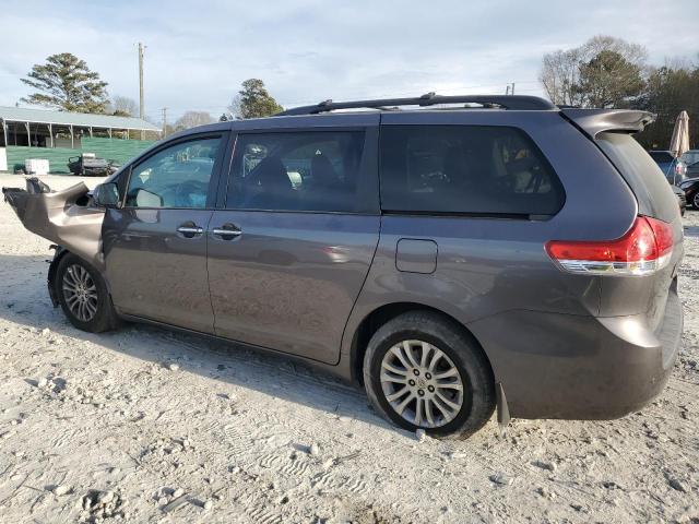 Image 2 of 2013 TOYOTA SIENNA XLE 2013 with VIN 5TDYK3DC5DS329914