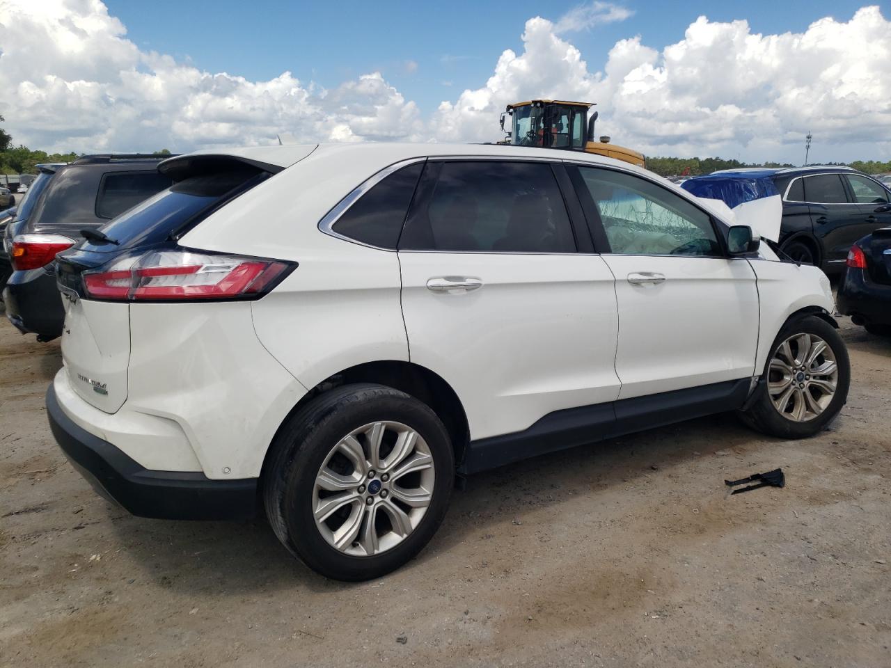 Obraz 3 z 2020 FORD EDGE TITANIUM 2020 z VIN 2FMPK3K91LBA03347