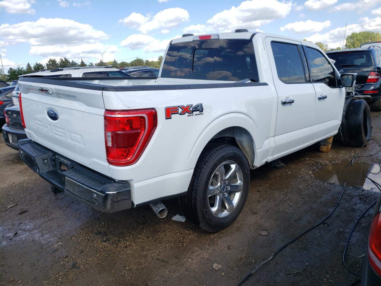 Obraz 3 z 2021 FORD F150 SUPERCREW 2021 z VIN 1FTFW1E54MFB06912