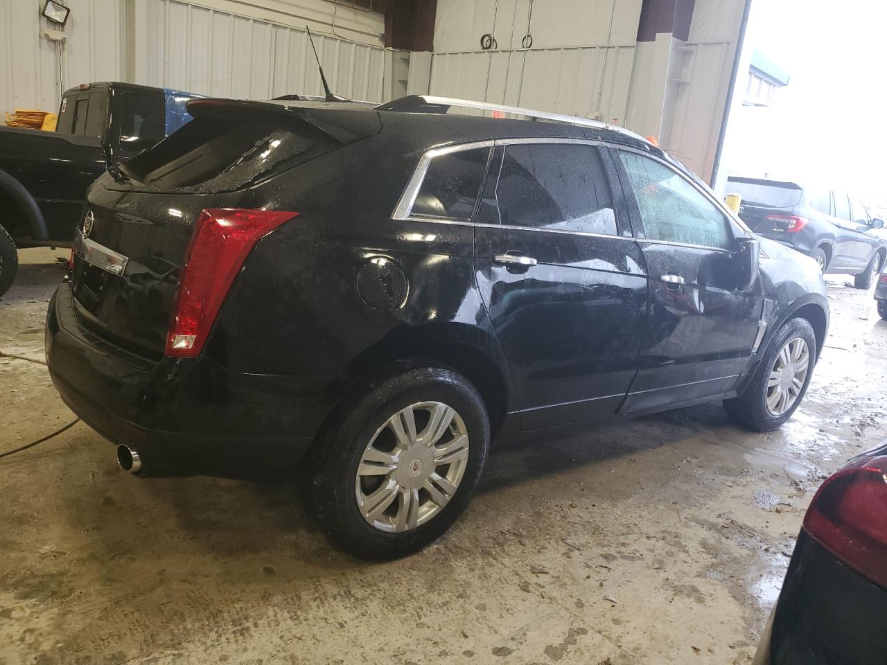 Image 3 of 2011 CADILLAC SRX LUXURY COLLECTION 2011 with VIN 3GYFNAEY6BS674904