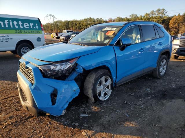Image 1 of 2020 TOYOTA RAV4 XLE 2020 with VIN 2T3W1RFV7LW078595