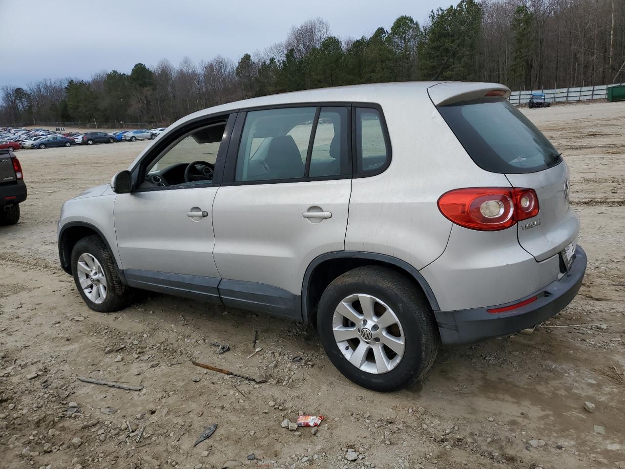 Изображение 2 2009 VOLKSWAGEN TIGUAN S 2009 с VIN WVGAV75N19W530955