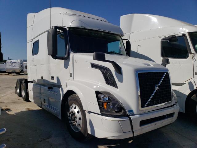 Image 1 of 2016 VOLVO VN VNL 2016 with VIN 4V4NC9EH0GN963627