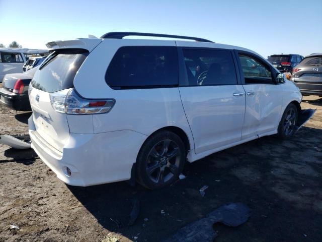 Image 3 of 2018 TOYOTA SIENNA SE 2018 with VIN 5TDXZ3DC6JS912849