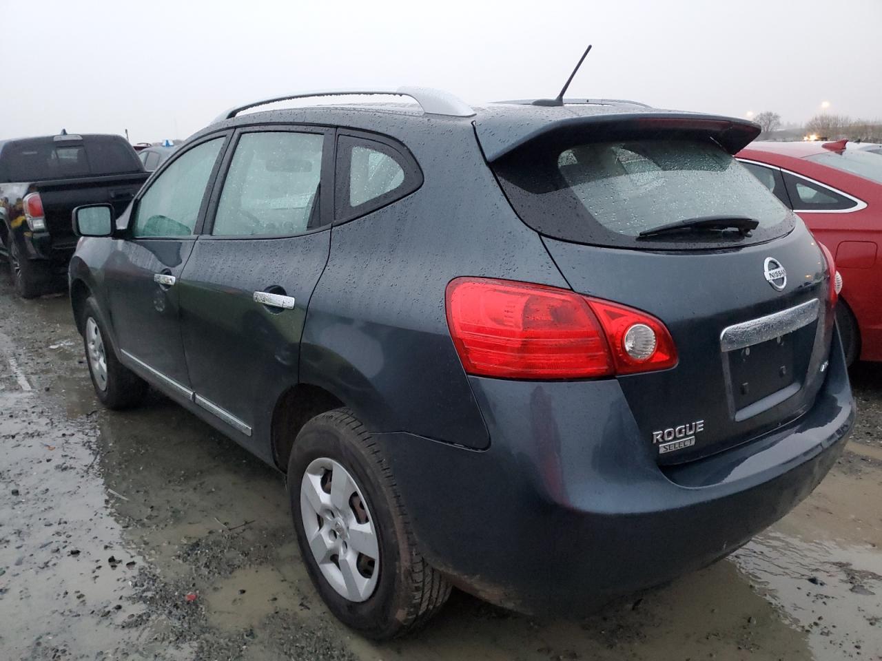 Image 2 of 2014 NISSAN ROGUE SELECT S 2014 with VIN JN8AS5MV1EW722250