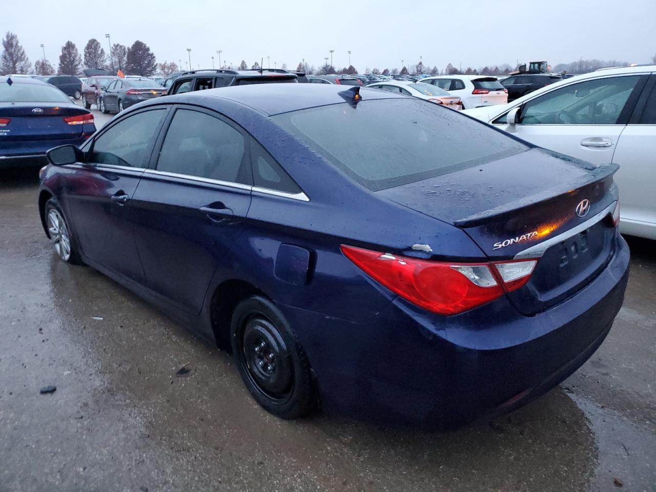 Image 2 of 2013 HYUNDAI SONATA GLS 2013 with VIN 5NPEB4AC4DH574240