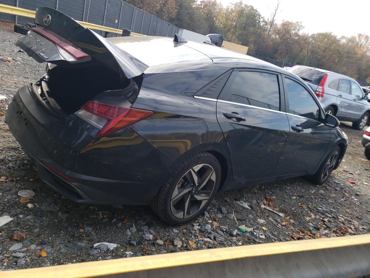 Image 3 of 2021 HYUNDAI ELANTRA LIMITED 2021 with VIN KMHLP4AG4MU072325