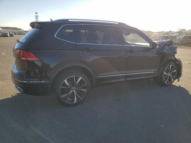 Image 3 of 2024 VOLKSWAGEN TIGUAN SEL R-LINE BLACK 2024 with VIN 3VV4B7AX9RM028309