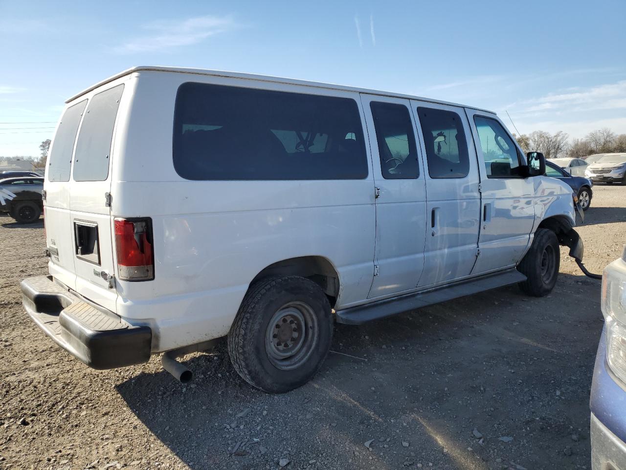 Image 3 of 2010 FORD ECONOLINE E350 SUPER DUTY WAGON 2010 with VIN 1FBNE3BLXADA89056