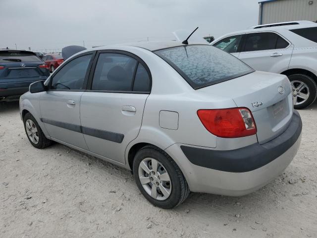 Obraz 2 z 2006 KIA RIO  2006 z VIN KNADE123666088359