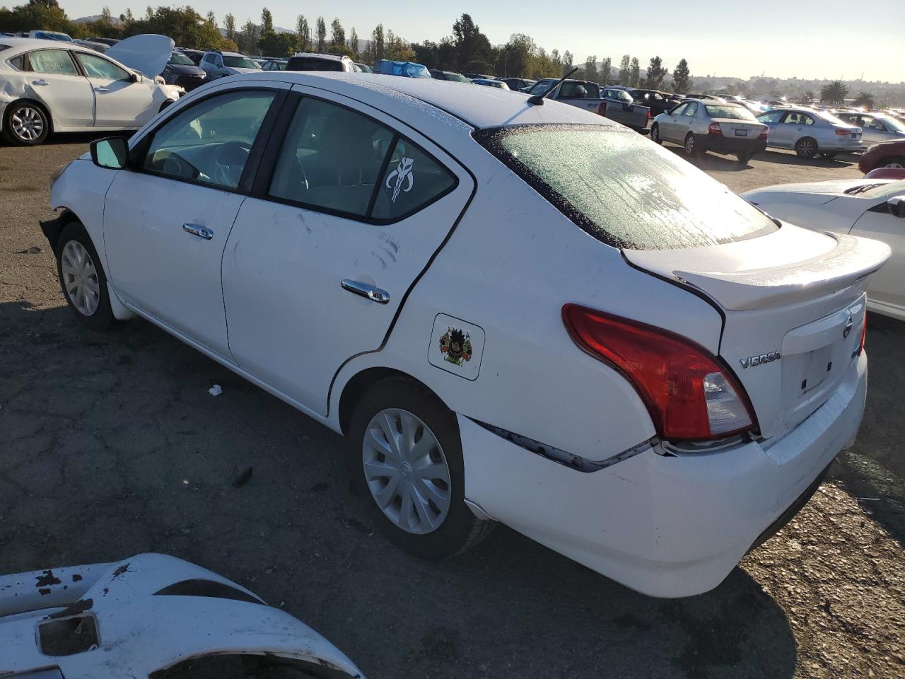 Изображение 2 2015 NISSAN VERSA S 2015 с VIN 3N1CN7AP4FL851509