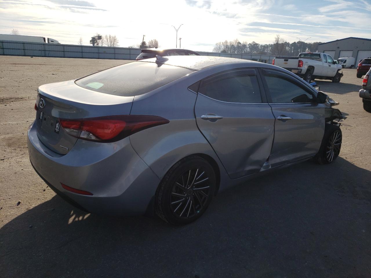 Image 3 of 2015 HYUNDAI ELANTRA SE 2015 with VIN 5NPDH4AE0FH630043