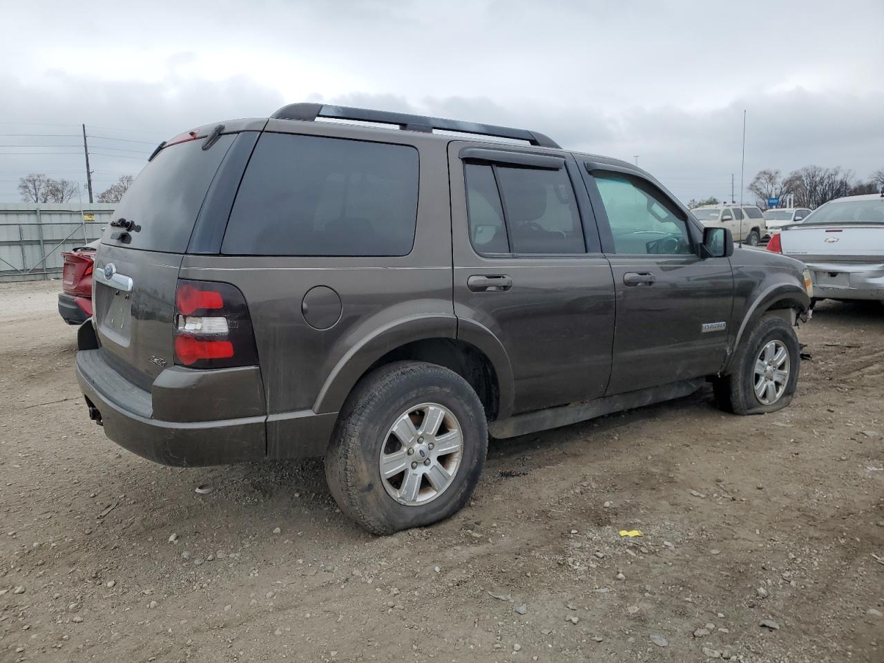 Изображение 3 2008 FORD EXPLORER XLT 2008 с VIN 1FMEU73E28UB21994