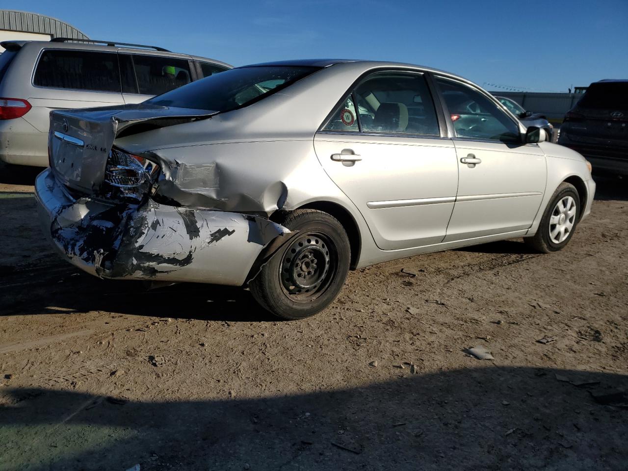 Obraz 3 z 2002 TOYOTA CAMRY LE 2002 z VIN 4T1BE32K12U565147