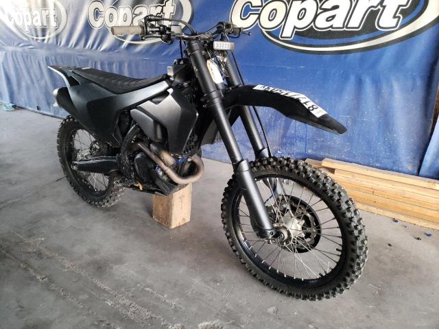 2017 HUSQVARNA FC 350  2017 image