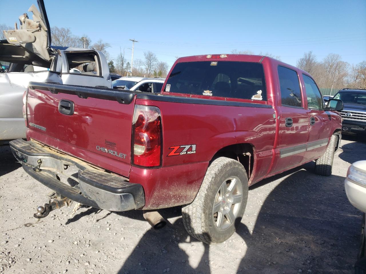Image 3 of 2005 CHEVROLET SILVERADO K1500 2005 with VIN 2GCEK13TX51370010