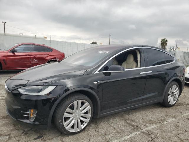 Изображение 1 2017 TESLA MODEL X  2017 с VIN 5YJXCBE22HF074500