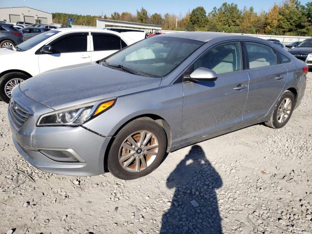 Obraz 1 z 2017 HYUNDAI SONATA SE 2017 z VIN 5NPE24AF7HH471961