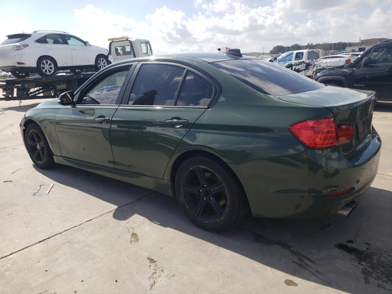 Obraz 2 z 2013 BMW 328 I 2013 z VIN WBA3A5C50DF357936