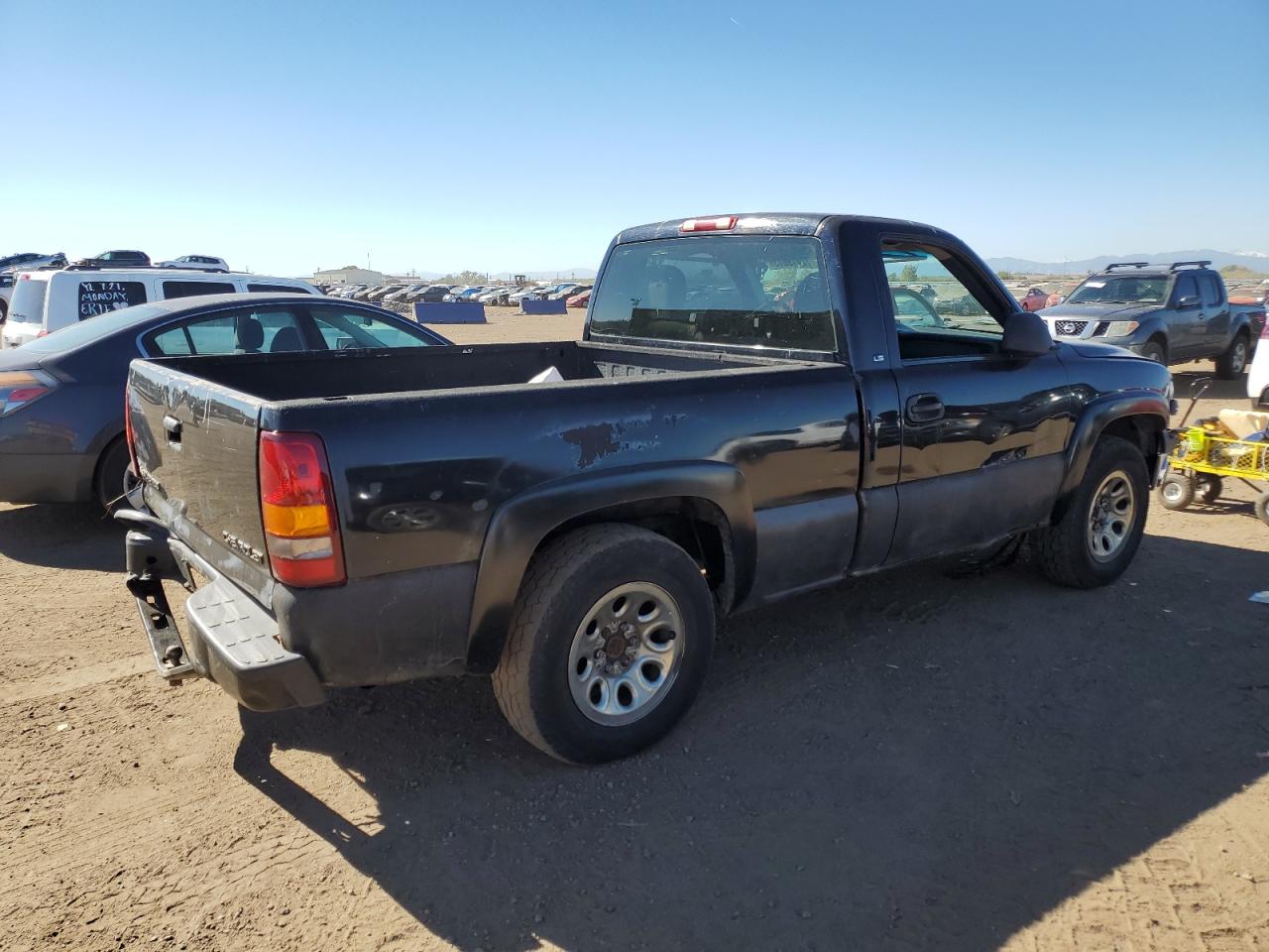 Obraz 3 z 2002 CHEVROLET SILVERADO K1500 2002 z VIN 1GCEK14TX2Z191337