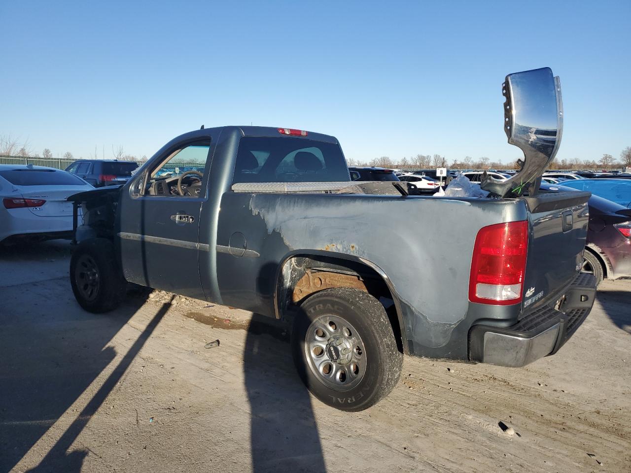 Image 2 of 2008 GMC SIERRA C1500 2008 with VIN 1GTEC14X38Z116987