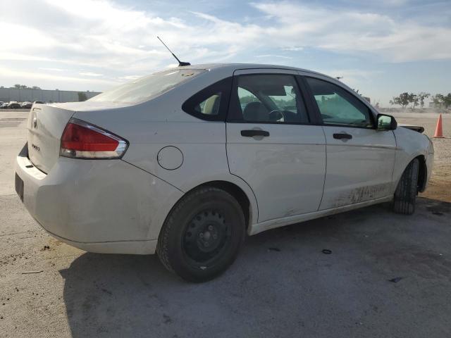 Obraz 3 z 2010 FORD FOCUS S 2010 z VIN 1FAHP3EN0AW122771