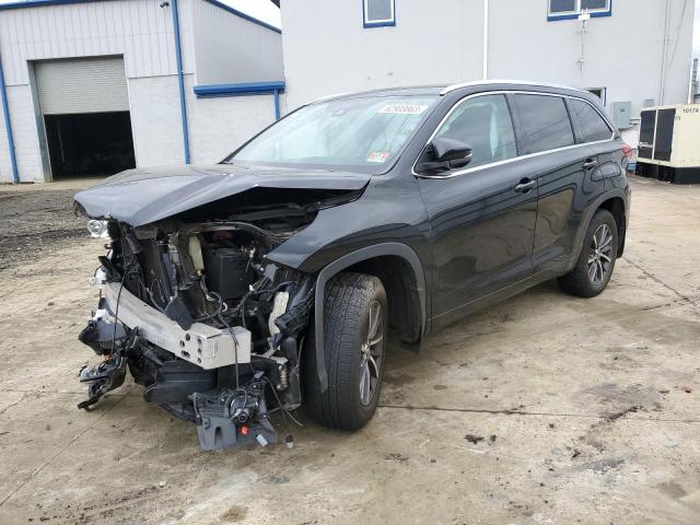 Изображение 2017 TOYOTA HIGHLANDER SE 2017