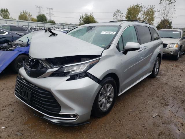 2022 TOYOTA SIENNA XLE 2022 image