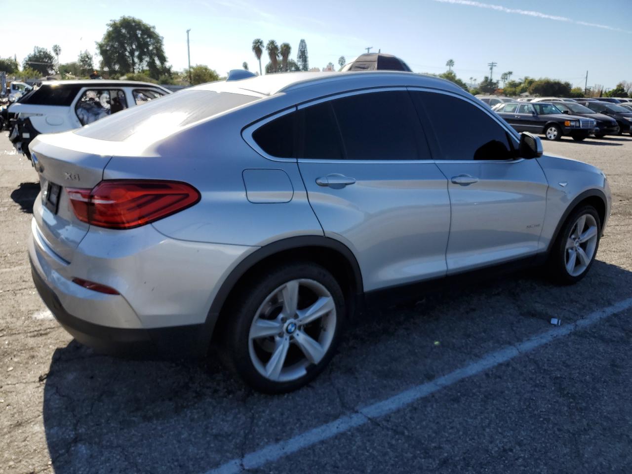 Изображение 3 2015 BMW X4 XDRIVE28I 2015 с VIN 5UXXW3C51F0M88484