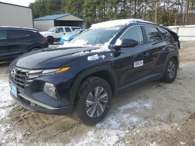 Image 1 of 2022 HYUNDAI TUCSON BLUE 2022 with VIN KM8JBCA11NU082436