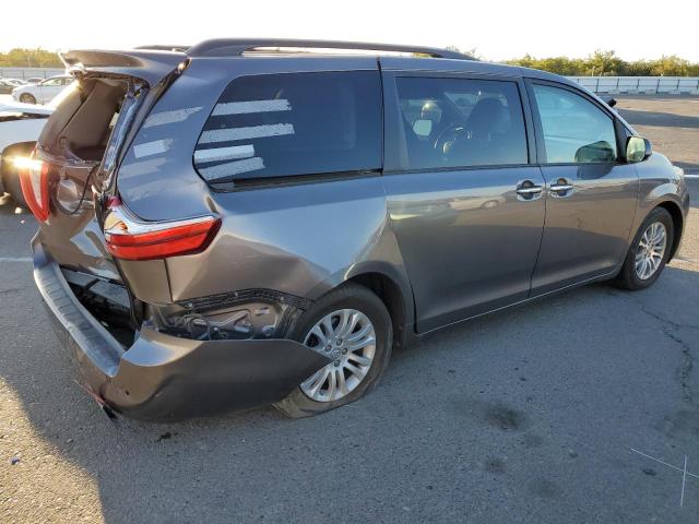 Obraz 3 z 2017 TOYOTA SIENNA XLE 2017 z VIN 5TDYZ3DC3HS889769