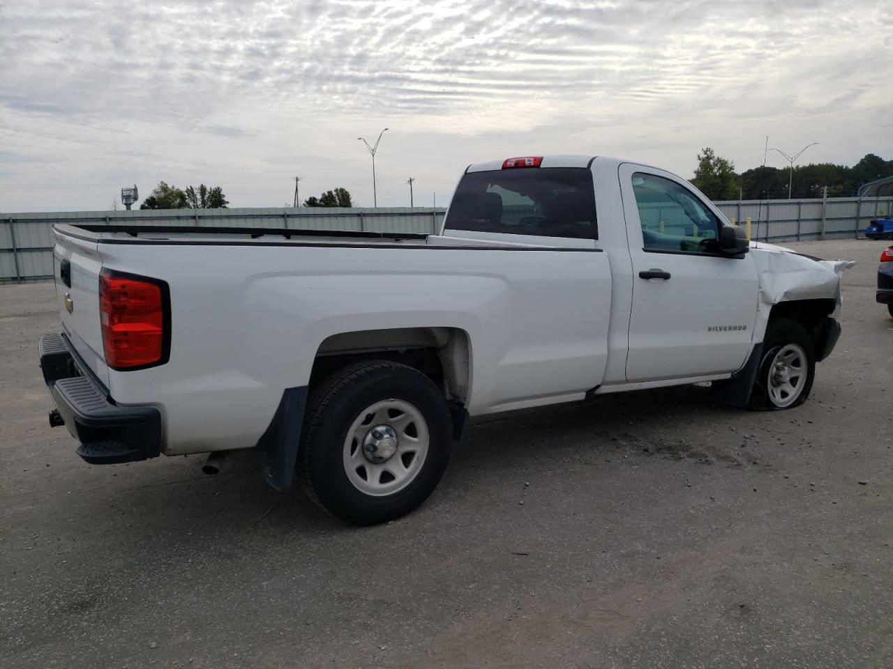 Изображение 3 2016 CHEVROLET SILVERADO C1500 2016 с VIN 1GCNCNEC6GZ313797